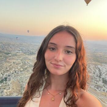 Babysitter in Lissabon: Leonor