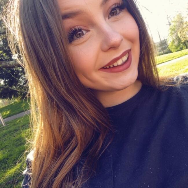 Babysitter in Wambrechies: Emilie