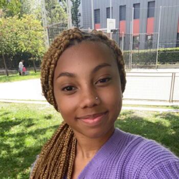 Baby-sitter in Colombes: Melissa