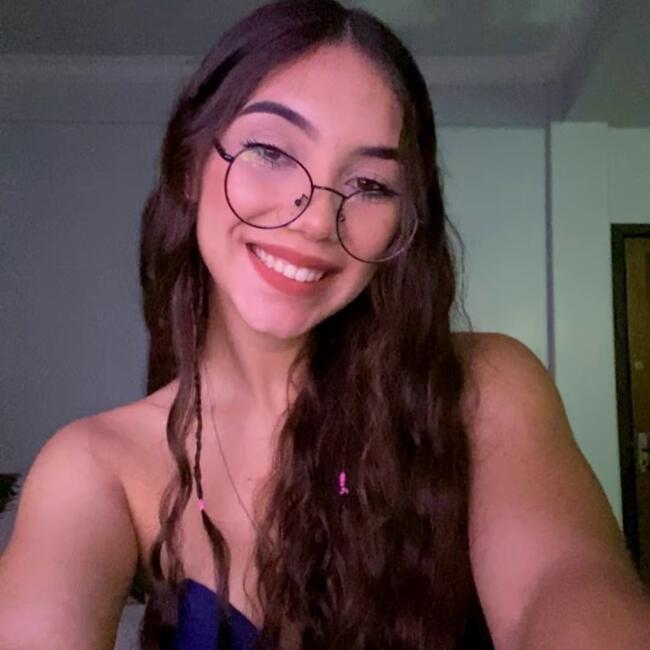 Babysitter in Curitiba: Ana