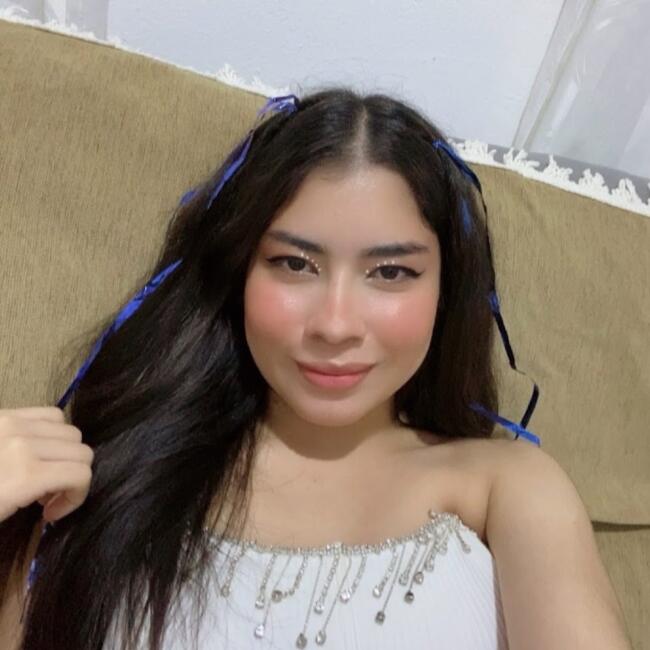 Babá em Goiânia: Ana Carolina