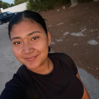 Canguro en Teulada: Camila