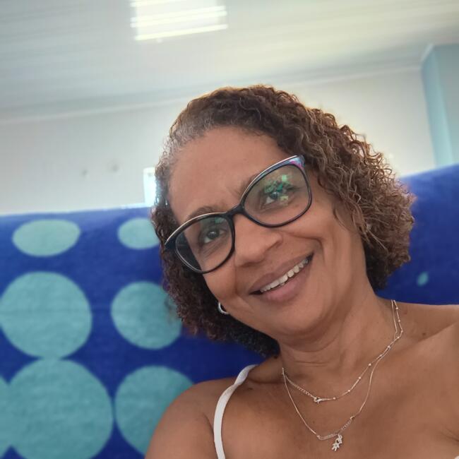 Babysitter in Foz do Iguaçu: Elizabeth leite Pereira dos Sa