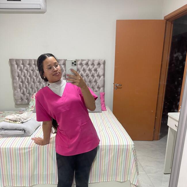 Babysitter in Brasília: Lara