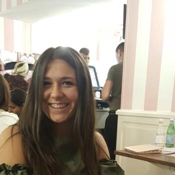 Babysitter a Napoli: Anna