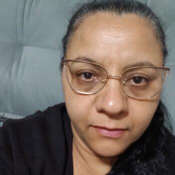 Babysitter Cotia: Sandra Inês