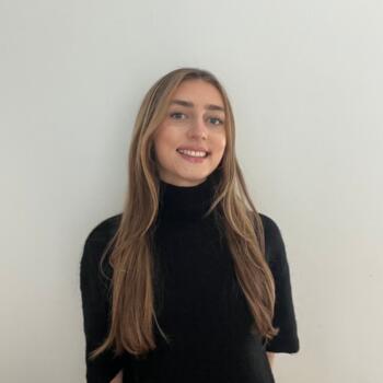 Babysitter in Lille: Louisa