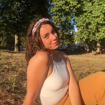 Baby-sitter in Tours: Léonie