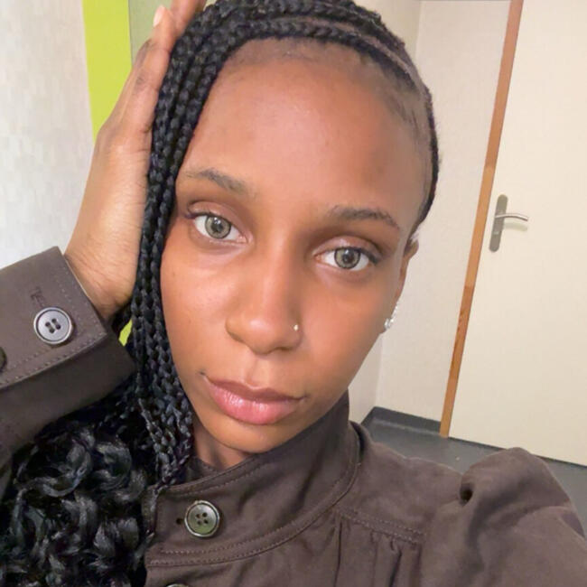 Babysitter in Paris: Nabintou