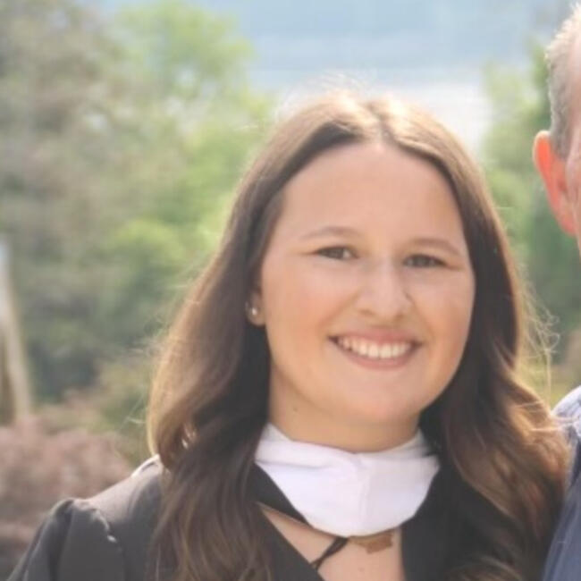 Babysitter in Hicksville (New York): Olivia