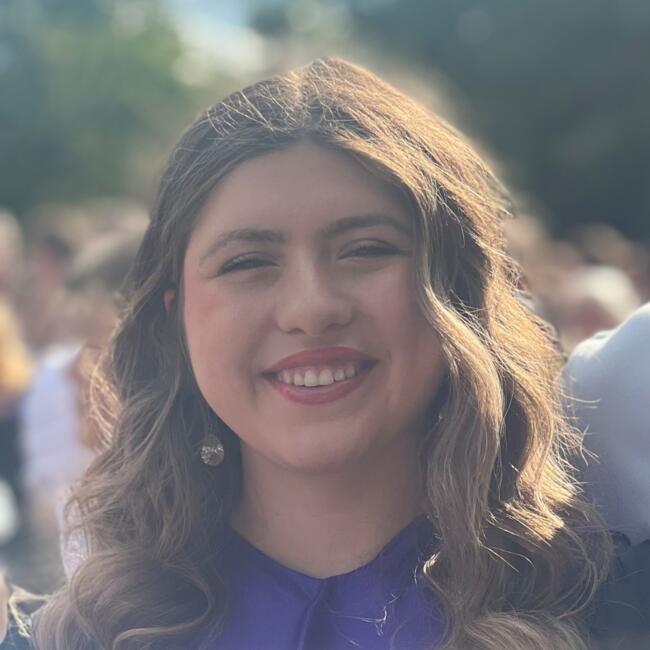 Babysitter in Ancaster: Sienna