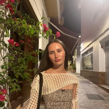 Babysitter in Marbella: Holly
