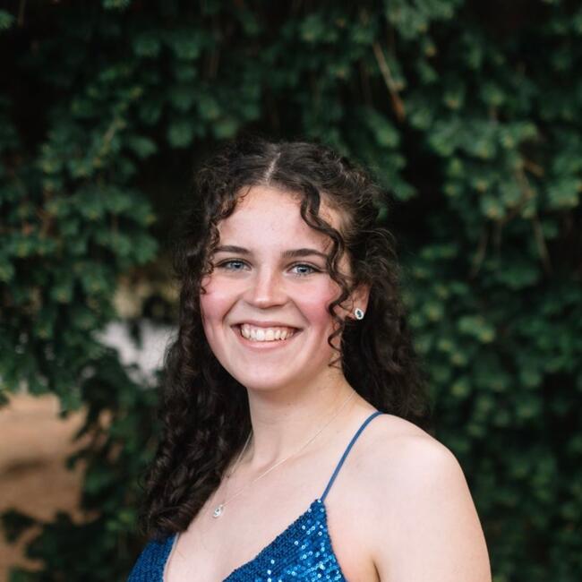 Babysitter in Hobart: Anna