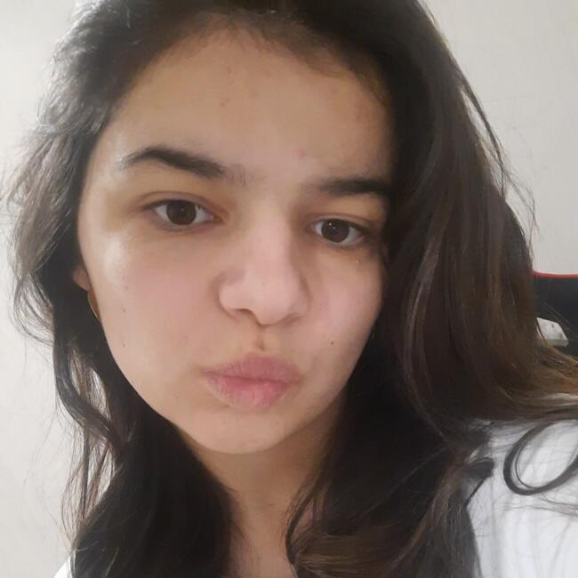 Babysitter in Dormans: Ylona