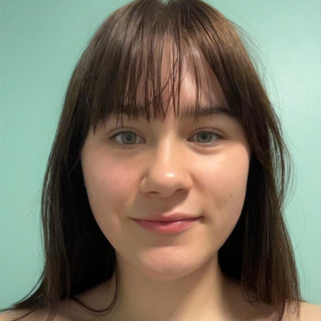 Babysitter in Northampton: Gracie