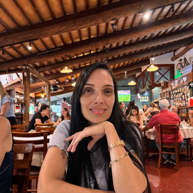 Babysitter in Santa Bárbara d'Oeste: Jenine Quezia