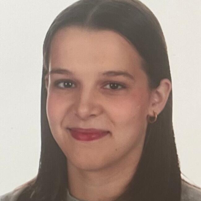 Babysitter in Bourg-Léopold: Jana