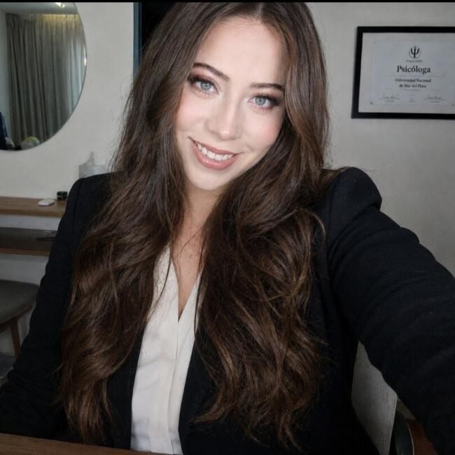 Babysitter in Monterrey: Natalia