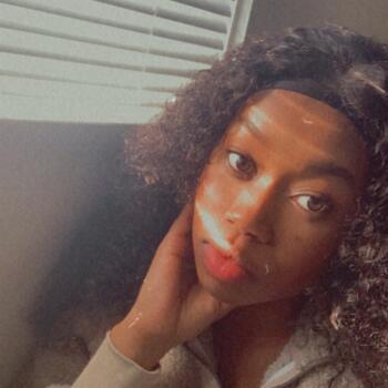 Baby-sitter in Richmond: Oprah