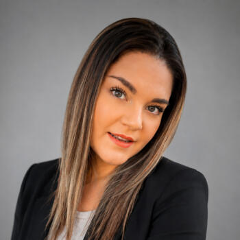 Babysitter in Glos-sur-Risle: Corie