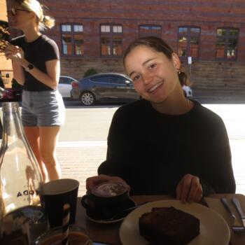 Babysitter in Croix: Ella