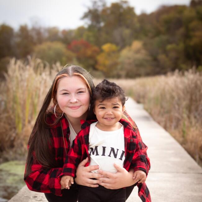 Babysitting job in Godfrey: Adriaunna