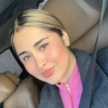 Babysitter in Tormos: Isabella