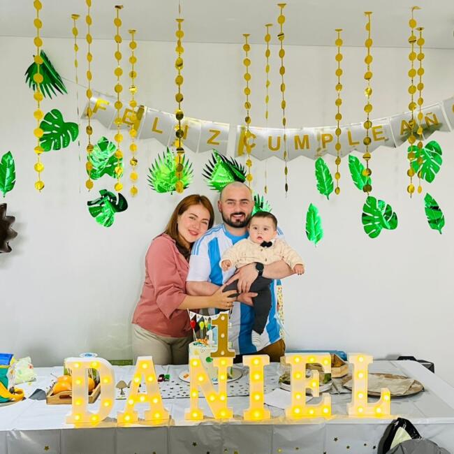 Trabajo para niñera en Bogotá: Daniel caro