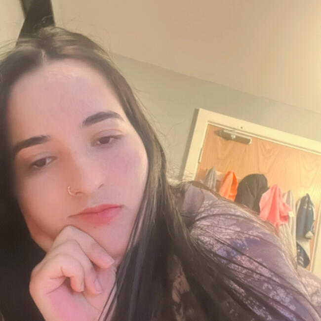 Babysitter in Bradford: Fiza