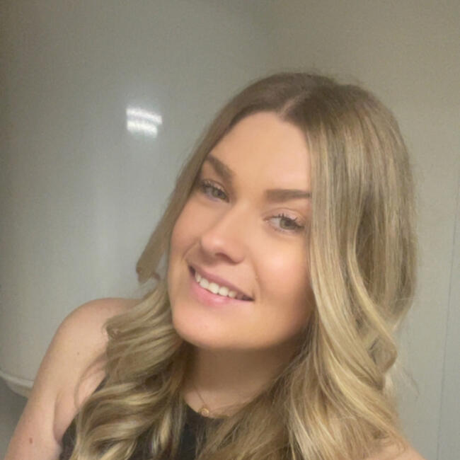 Babysitter in Lorient: Emelyne