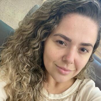 Babysitter in Araranguá: Débora