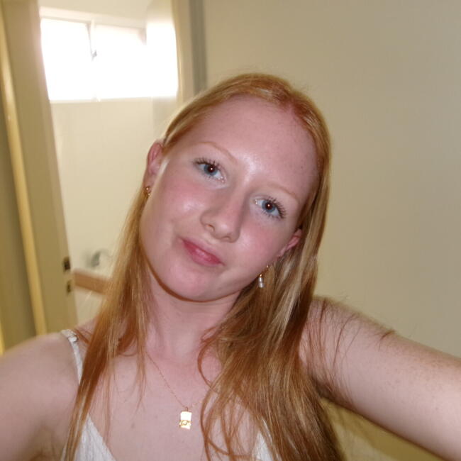 Babysitter in Sydney: Charlotte