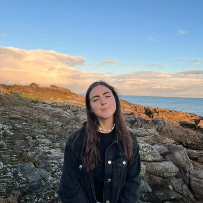 Babysitter in Lorient: Emilie