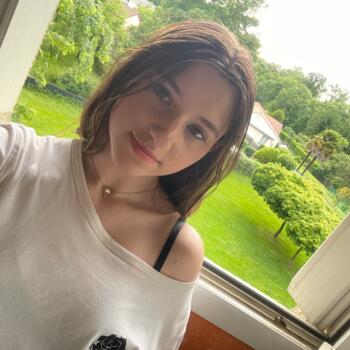 Babysitter in Mazères-Lezons: Phoebe