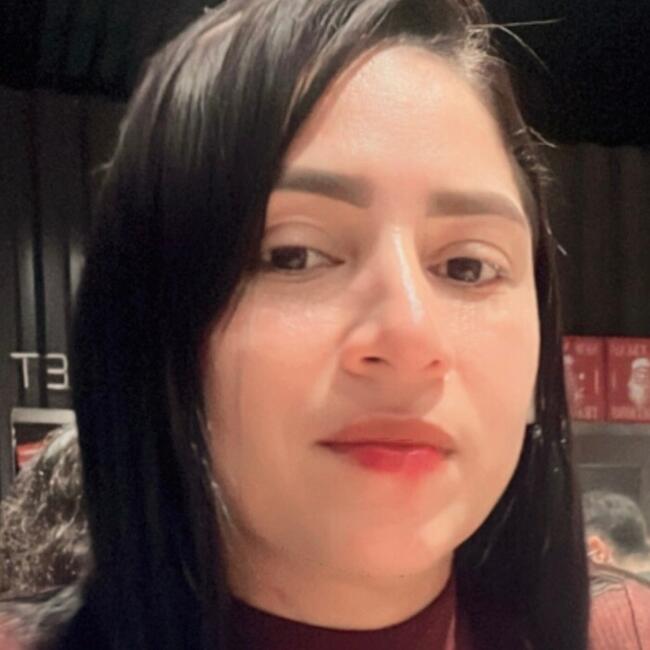 Babysitter in Terrassa: Natalie vanesa