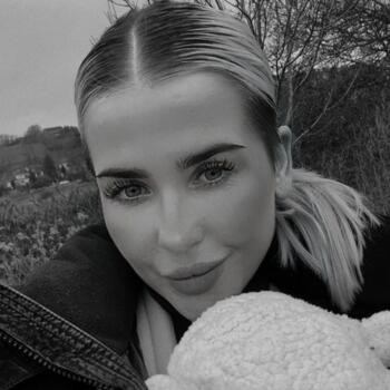 Poptávka hlídání dětí v Pohořelice: poptávka hlídání dětí Karolina