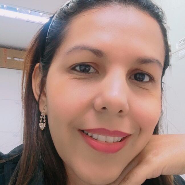 Babysitting job in Maringá: LIRIA