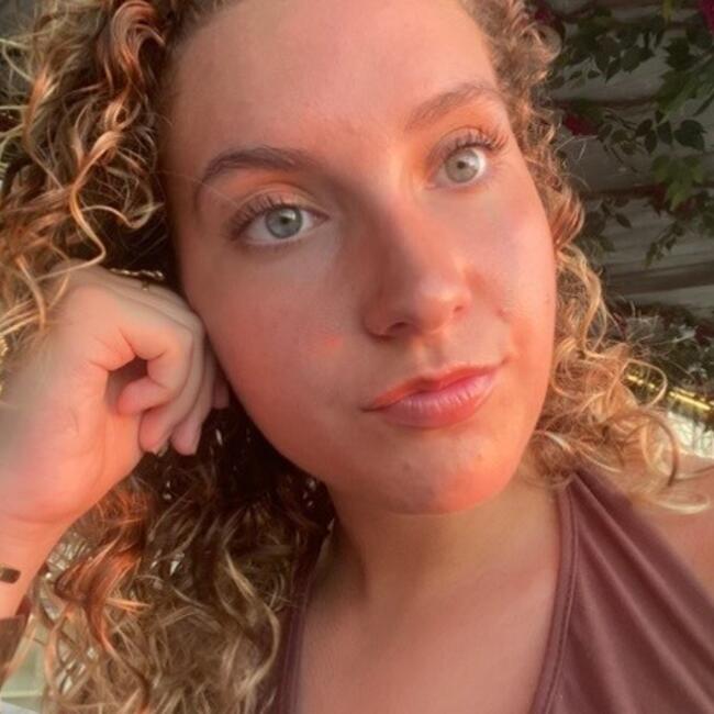 Babysitter in Argentré-du-Plessis: Lalie