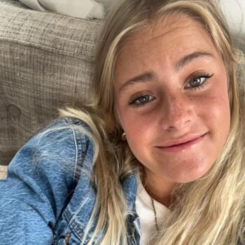 Babysitter in Uccle: Lola