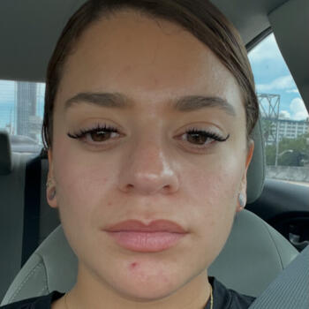 Babysitting job in Winter Haven: babysitting job Suri