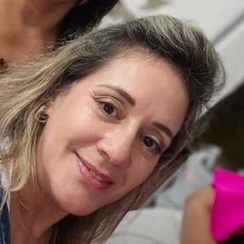 Babá Varginha: Shirley