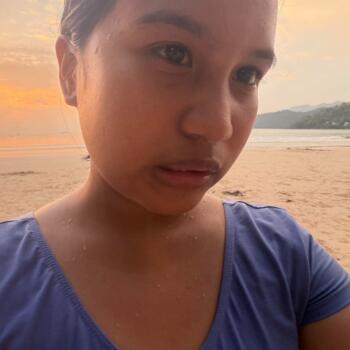 Babysitter in Puerto Galera: Ziya