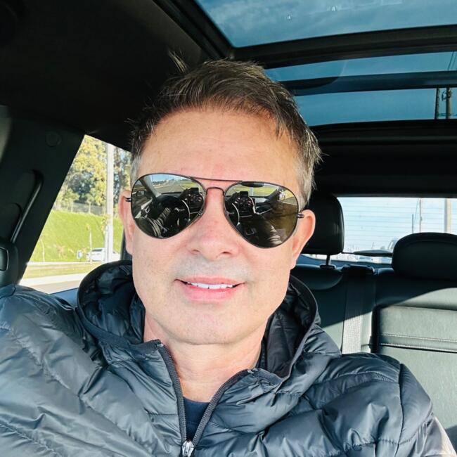 Emprego de babá em Florianópolis: Ricardo