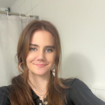 Babysitter in Niagara Falls: Jazmin