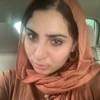 Babysitter in New York: Farida