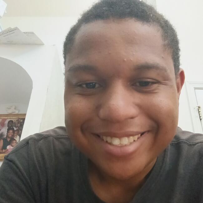 Babysitter in El Paso: Elisha