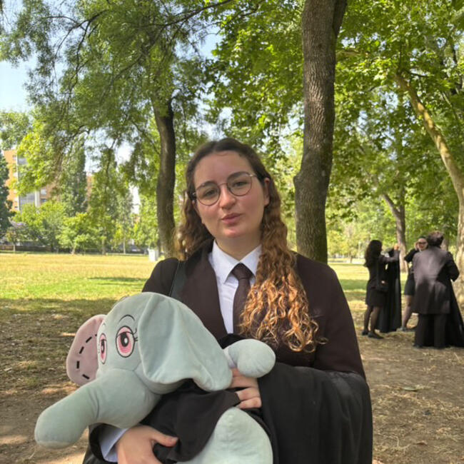 Babysitter em Caxias: Carolina