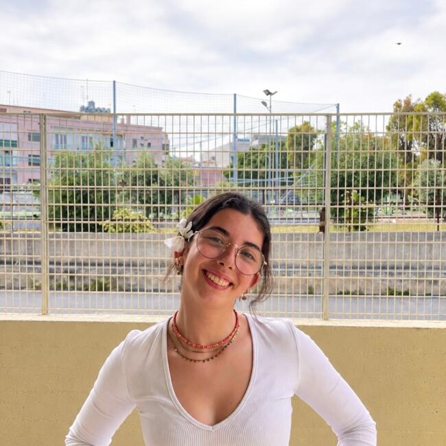 Babysitter in Lisbon: Helena