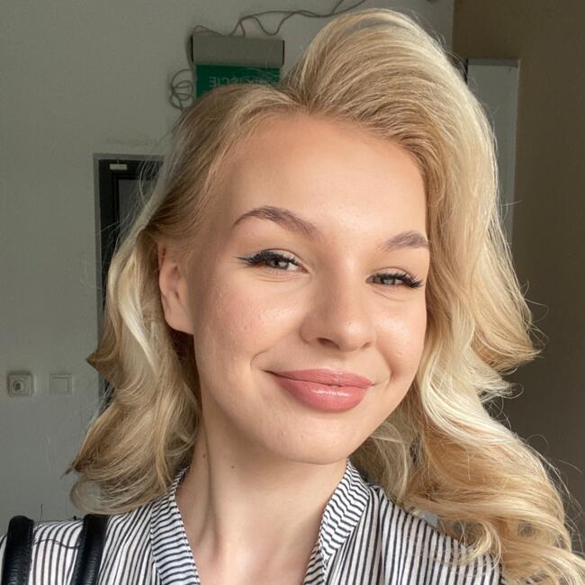 Babysitter in Radom: Julia