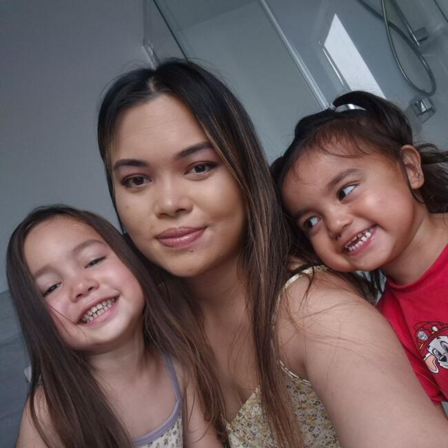 Babysitter in New Lynn: Melanie